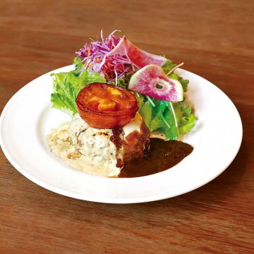 グリルトマト&チーズのハンバーグ